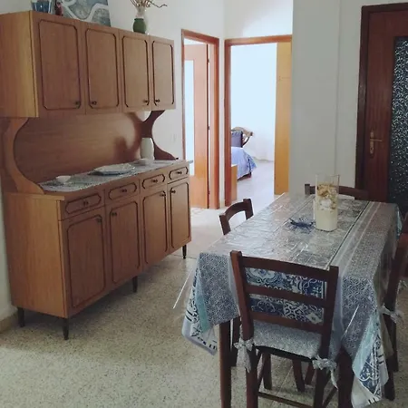 Lägenhet La Casa Di Merlino *
